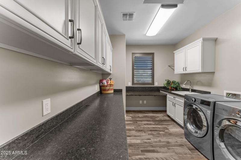 Laundry room/smart space