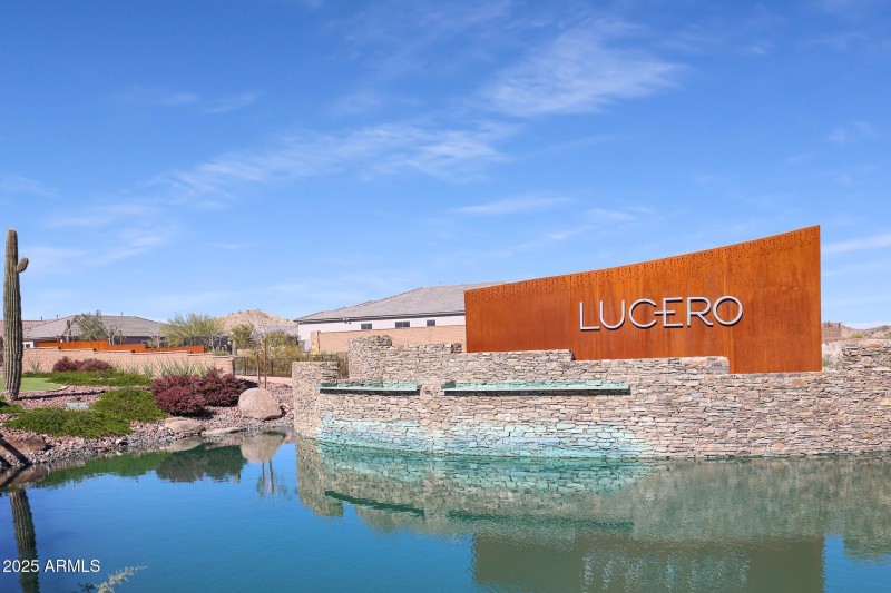 Lucero Entrance
