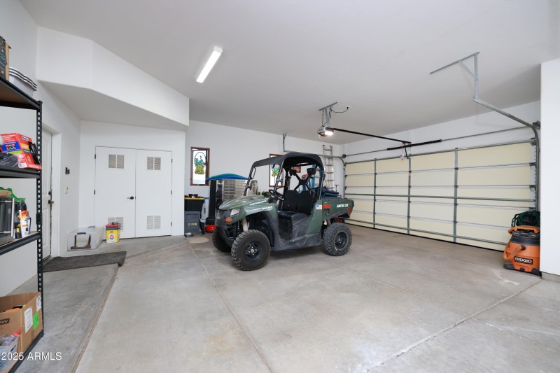 Garage with Extra Length