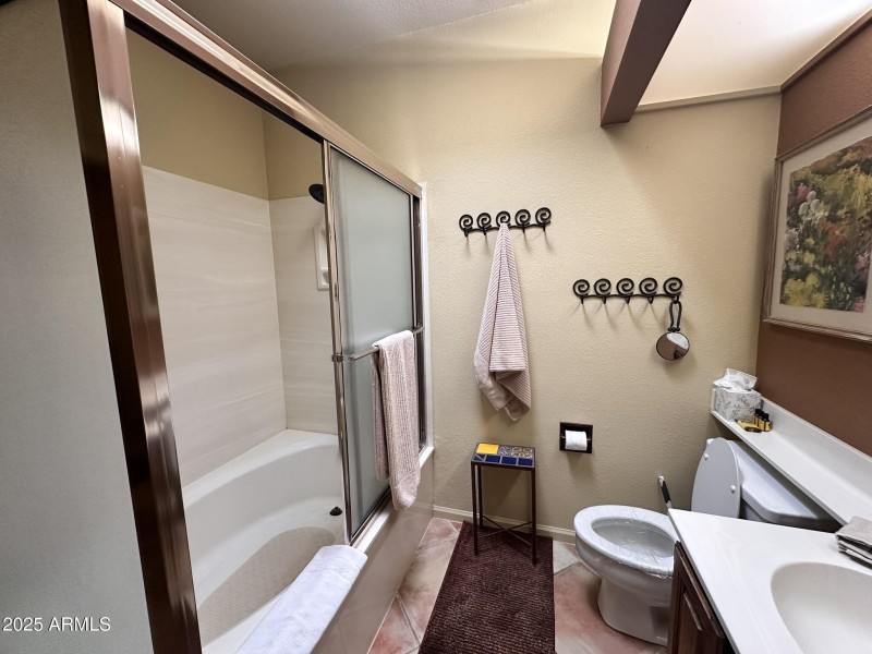 Full Primary Bathroom