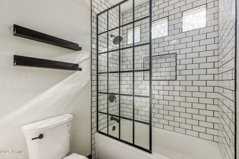 Jack & Jill for Bed 4 & 5