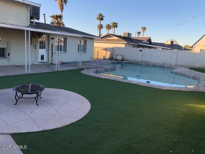 4517 Grandview - Yard 3