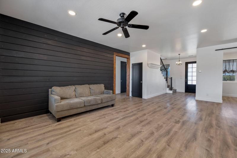 1738W7thSSt-Snowflake-AZ-7