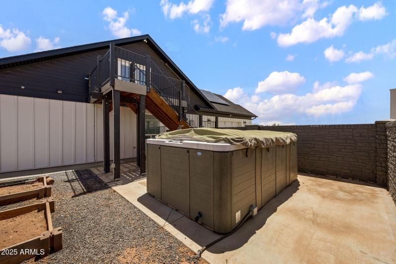 1738W7thSSt-Snowflake-AZ-45