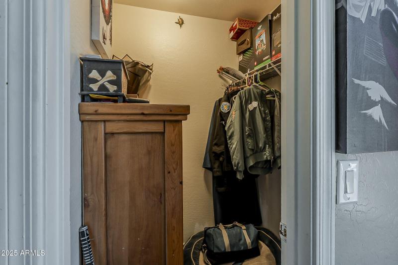 Walk-in Closet