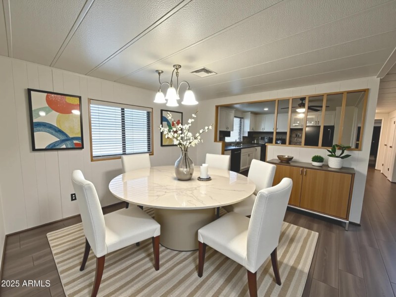 Dining Room - virtual staging