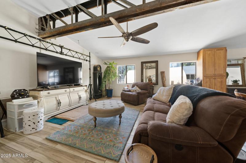 twinflamerealestatemedia-10_(2000)