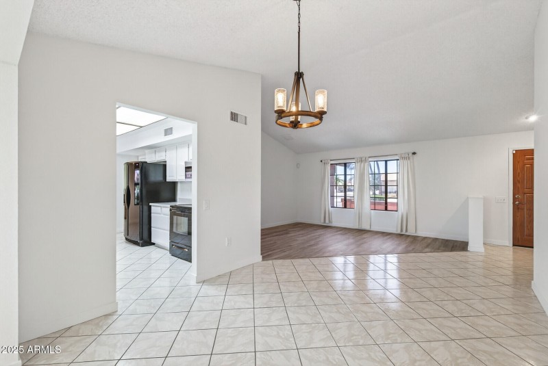 18_20603_N_147th17_mls