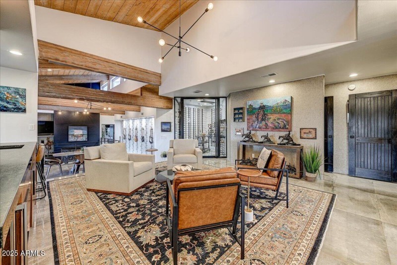 Upscale Formal Living Retreat