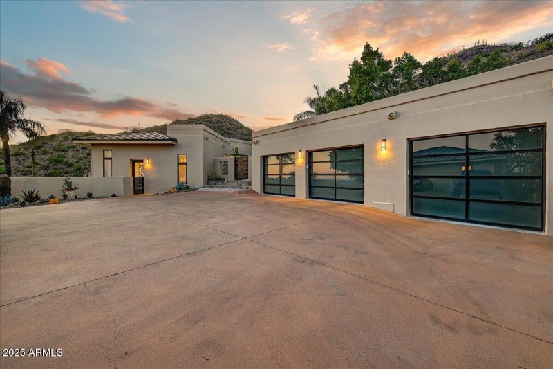 Front Elevation & Garage