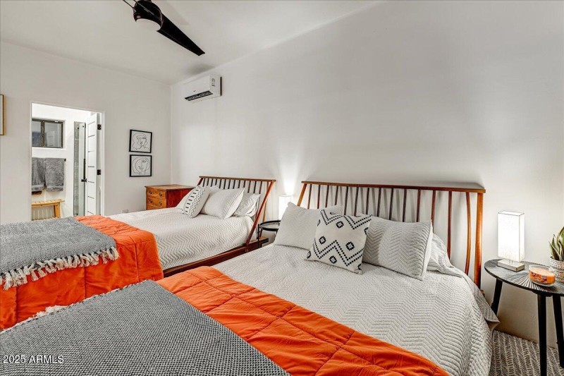 Comfortable Guest Quarters