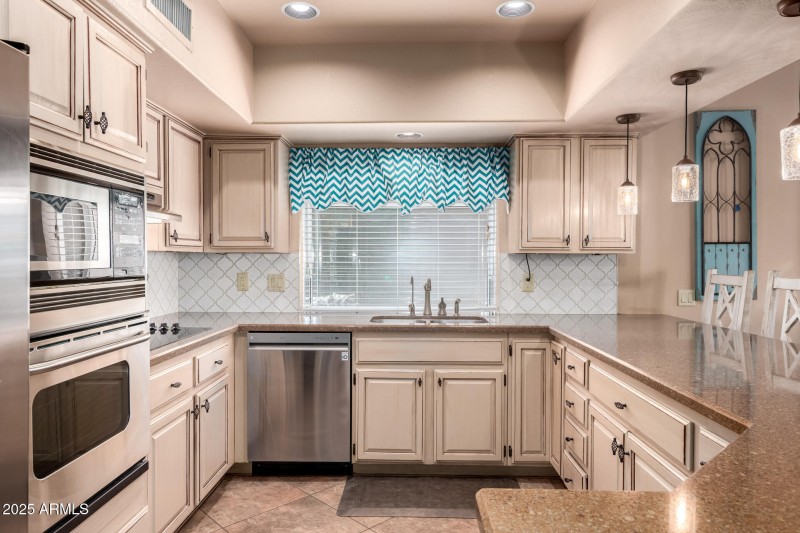 Lots of Cabinet space