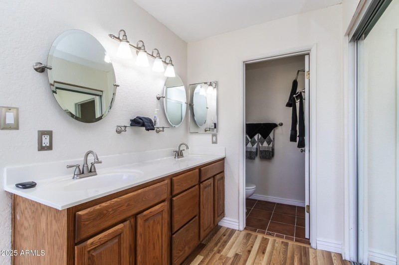 Primary Suite Bathroom