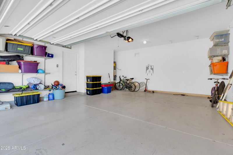 742 E Kingbird Dr-37