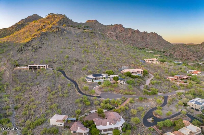 Mountainside Estate with Privacy