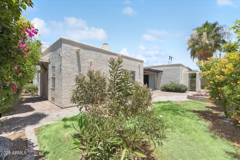 34-034-rear-exterior