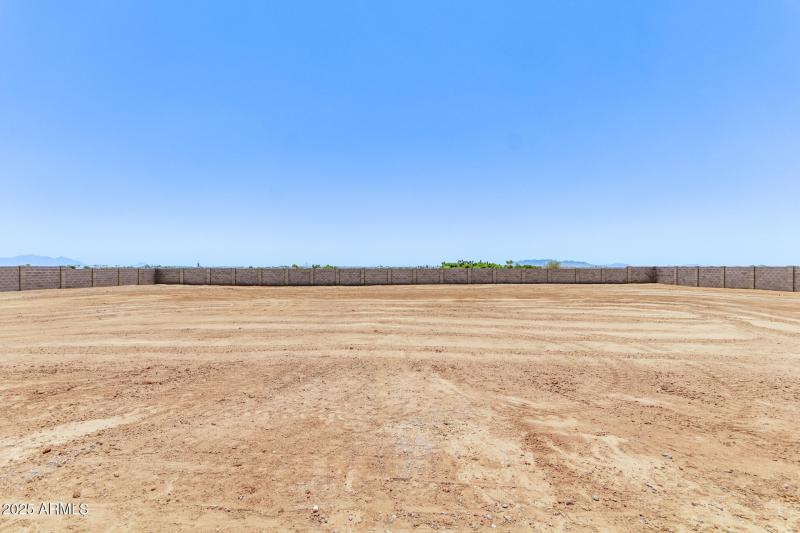 39 Sandstone Mountain