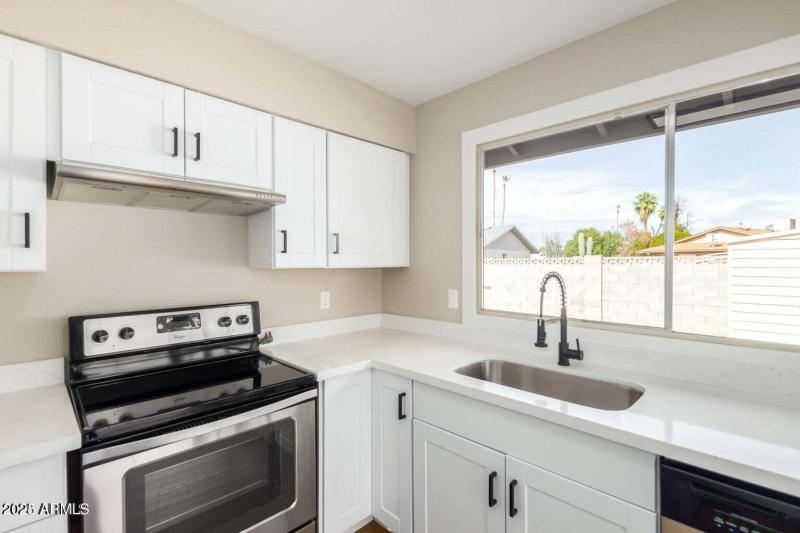 20221108062857793012000000-o