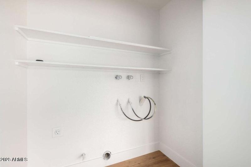 20221108062937875989000000-o