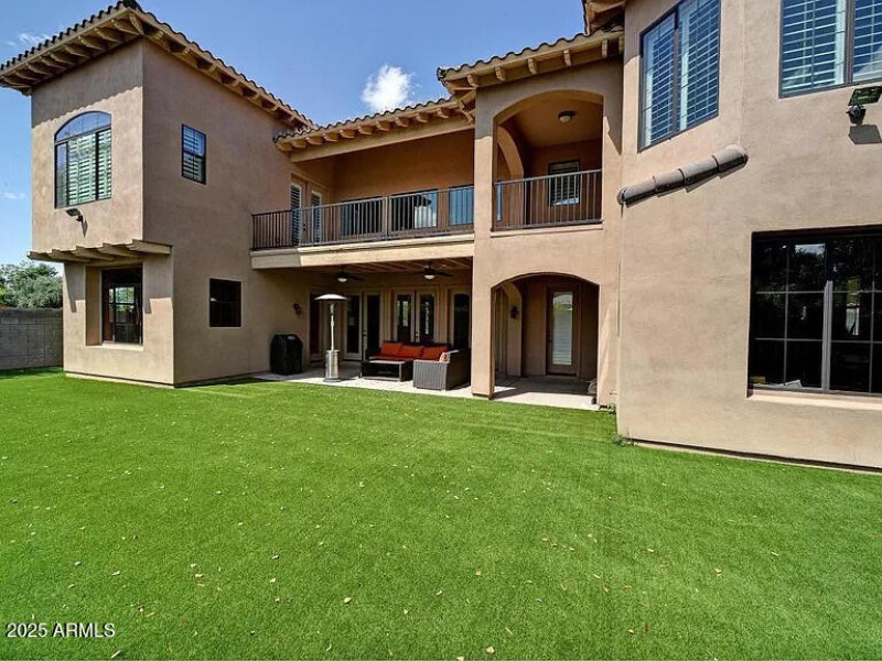 3804BackyardViewofHouse-ezgif.com-webp-t