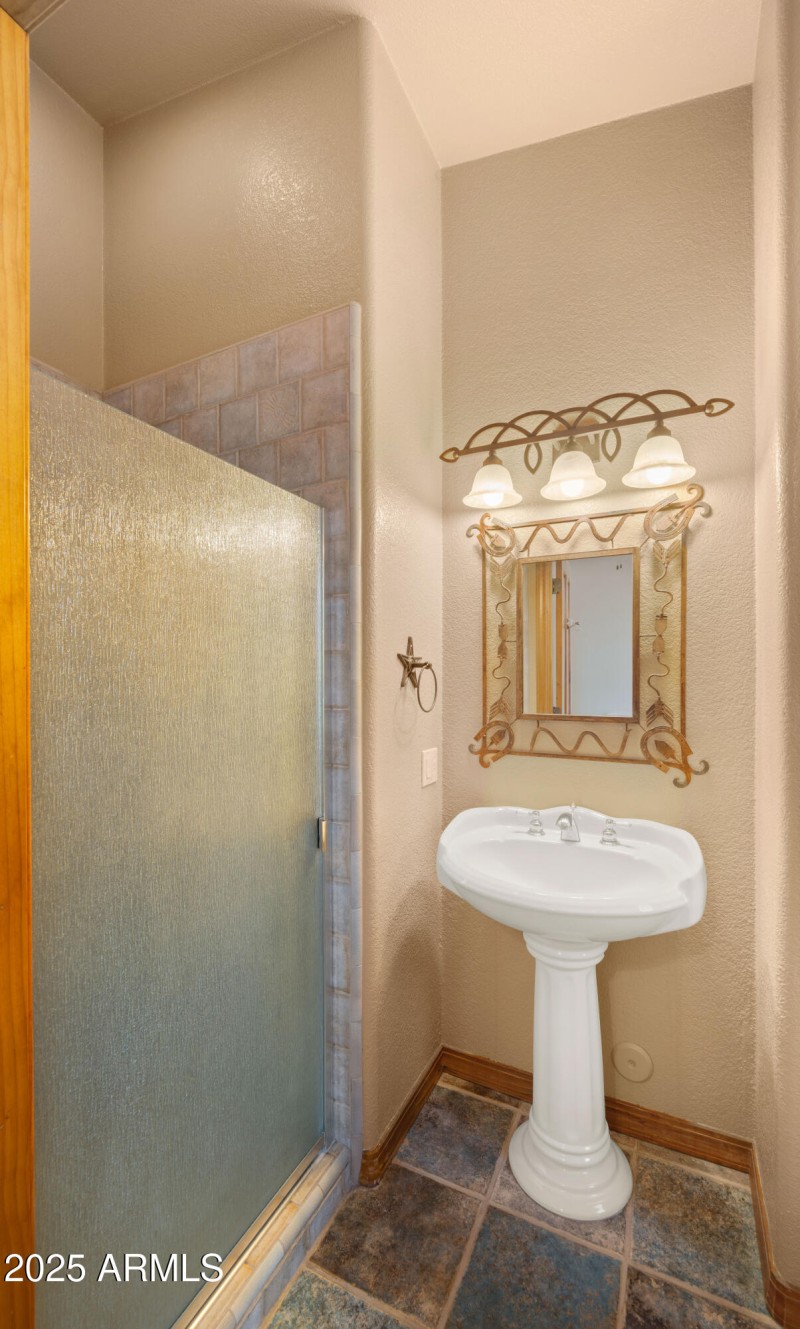 EnSuite Guest Bathrom