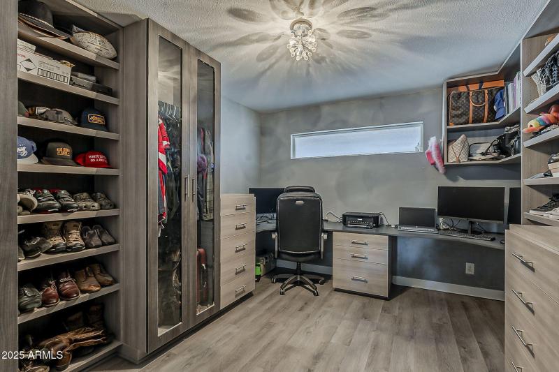 HUGE OFFICE/CLOSET/WORKOUT