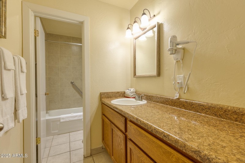 photo (6) roundhouse resort PT 052925