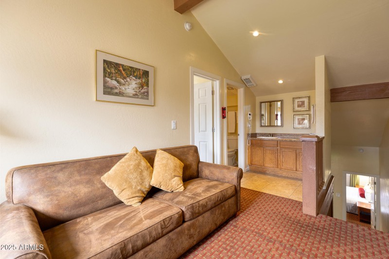 photo (14) roundhouse resort PT 052925