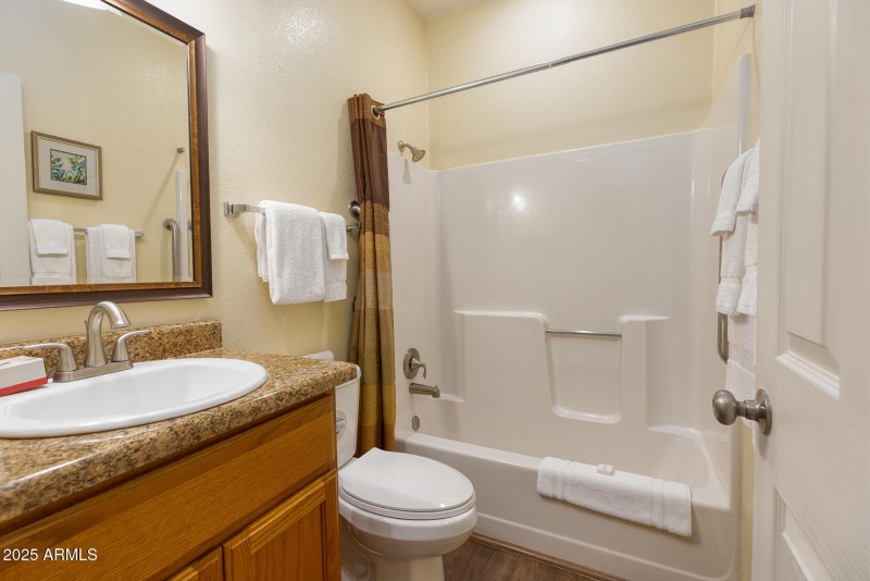 photo (36) roundhouse resort PT 052925