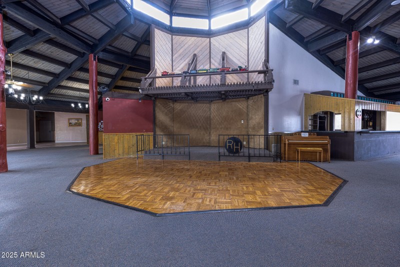 photo (52) roundhouse resort PT 052925