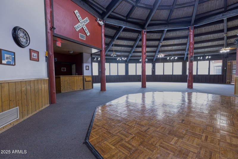 photo (55) roundhouse resort PT 052925