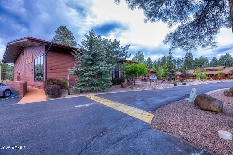 photo (61) roundhouse resort PT 052925