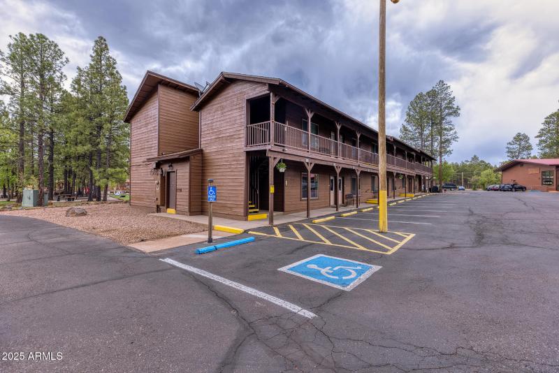 photo (71) roundhouse resort PT 052925