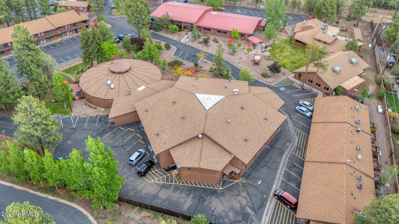 photo (92) roundhouse resort PT 052925