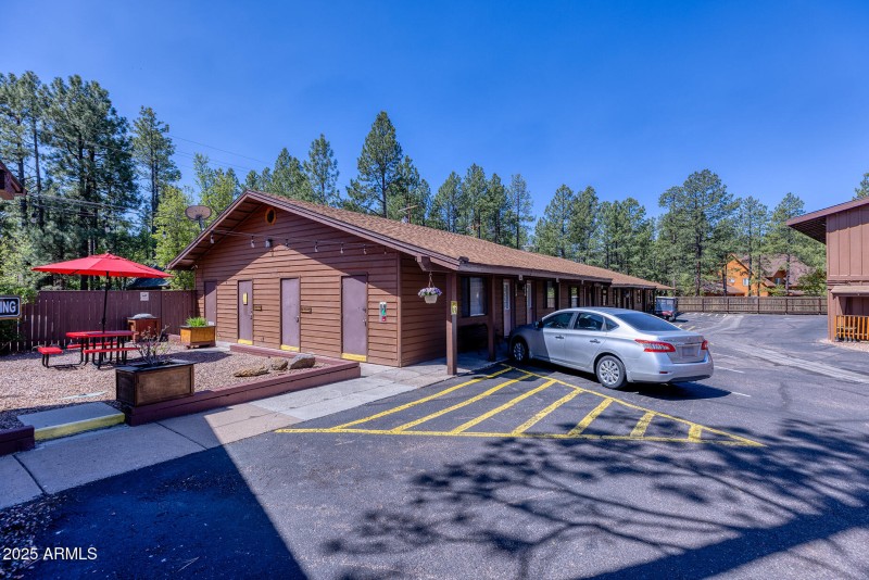 photo (104) roundhouse resort PT 052925