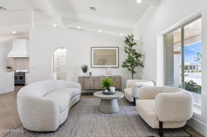 64-web-or-mls-9031-n-83rd-way