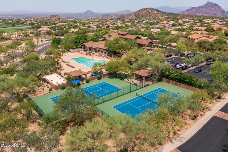 Trailhead Tennis and Pool