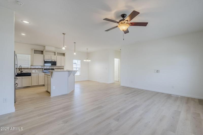 11-web-or-mls-Apache-11