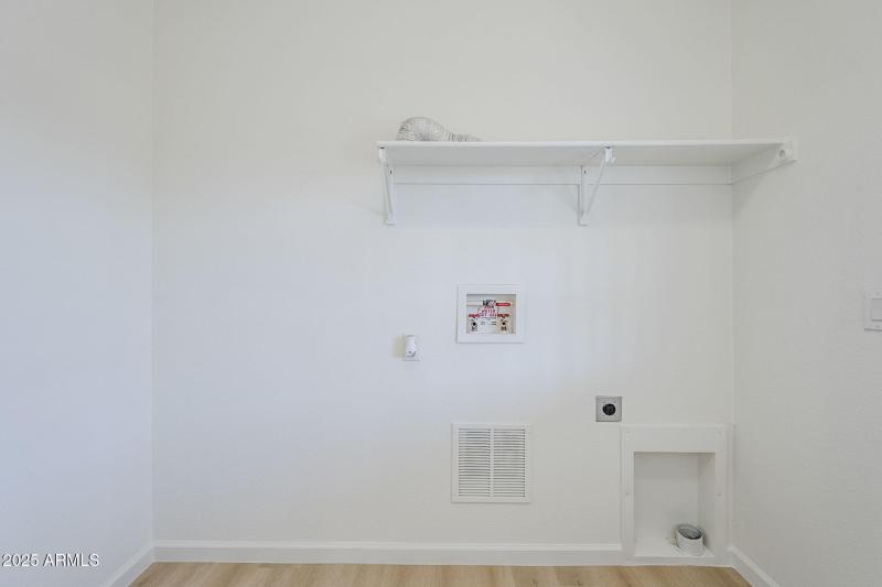 26-web-or-mls-Apache-26