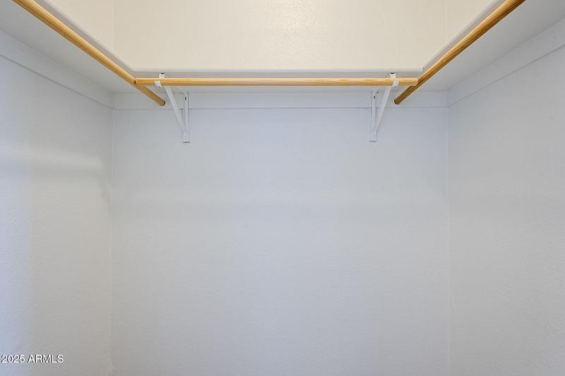 35-web-or-mls-Apache-35