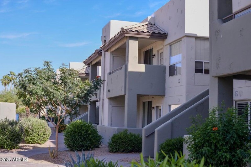 Anderson Springs Unit from Outside View