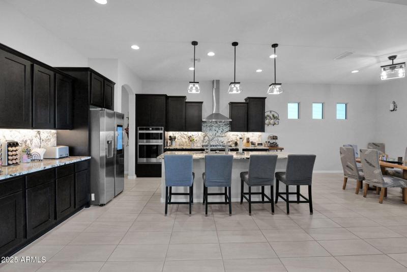 27667 Mohawk - 11Kitchen