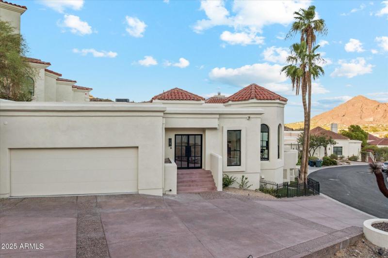 44-DJI_20250619190019_0085_D