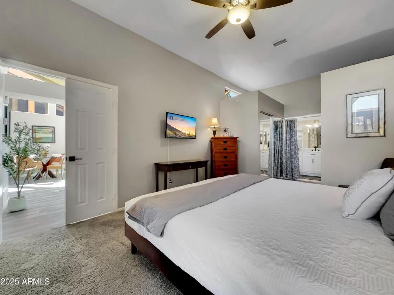 bb6d442d-ece1-4e38-b47d-9494ec32d880