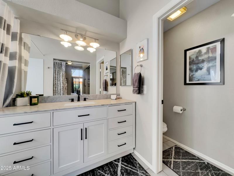 856f277e-bd46-41dd-bdc1-f771c595066f