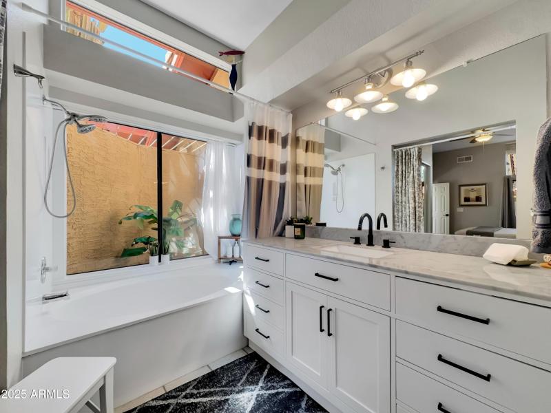 65da1fd1-7101-4d59-9c94-3bd5bc23a6df