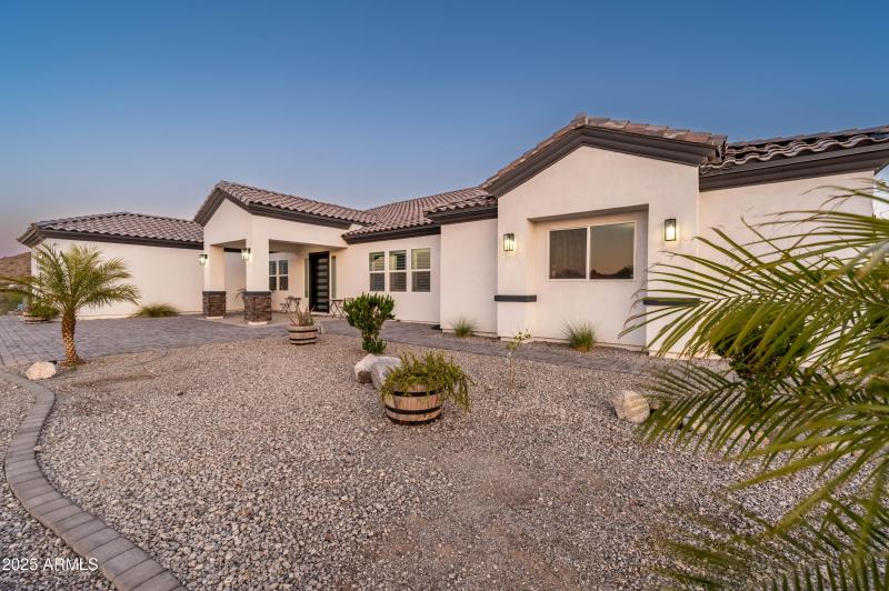 8017 S 143rd Ave Goodyear AZ 85338-10