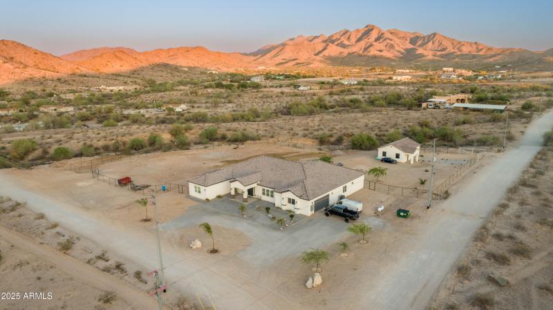 8017 S 143rd Ave Goodyear AZ 85338-39