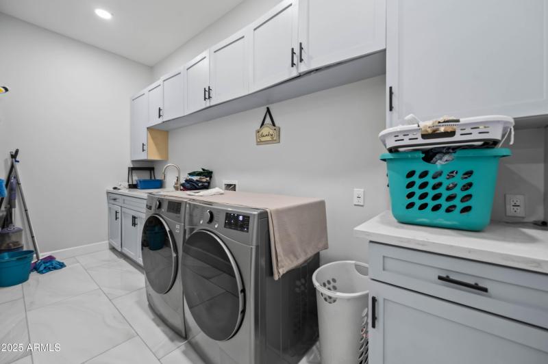 8017 S 143rd Ave Goodyear AZ 85338-55