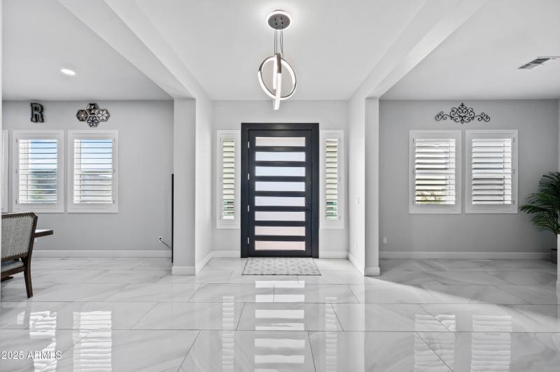 8017 S 143rd Ave Goodyear AZ 85338-73